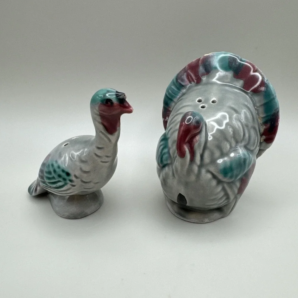 Vintage‎ 60s Turkey Salt & Pepper Shakers Tom Hen Couple Thanksgiving Fall AS IS